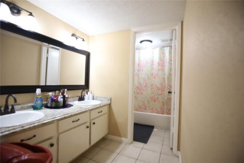 12581 Wellington Park Drive Houston TX 77072