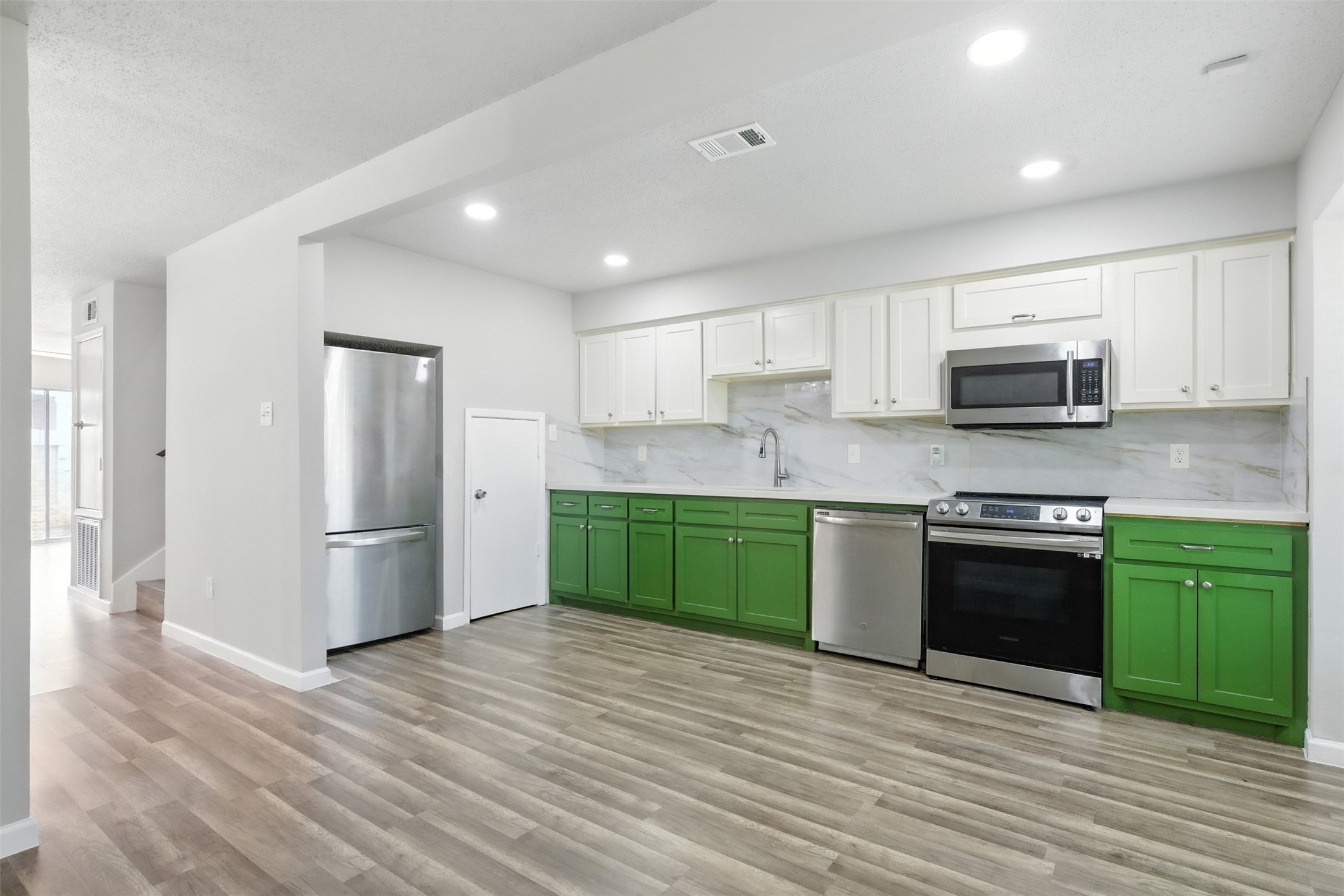 8517 Ariel Street Houston TX 77074