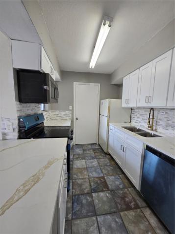 9550 Deering Drive 310 Houston TX 77036