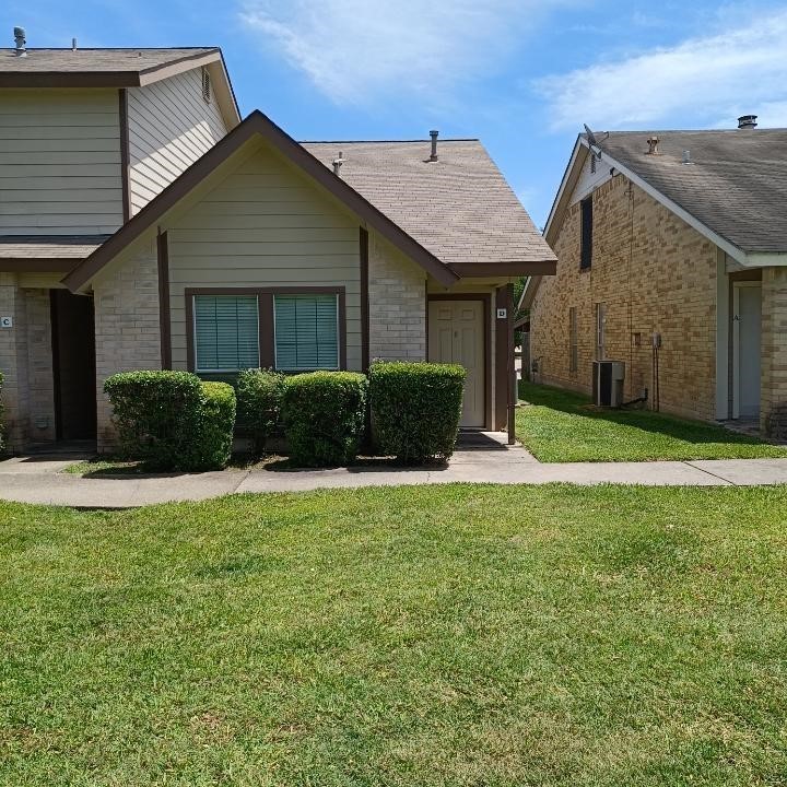 1979 Country Village Boulevard D Humble TX 77338