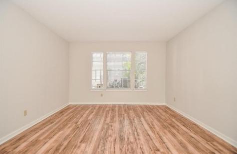 2333 Bering Drive 123 Houston TX 77057
