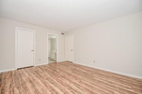 2333 Bering Drive 123 Houston TX 77057