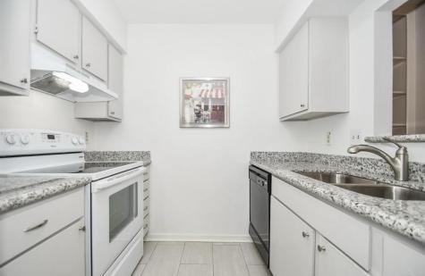 2333 Bering Drive 123 Houston TX 77057