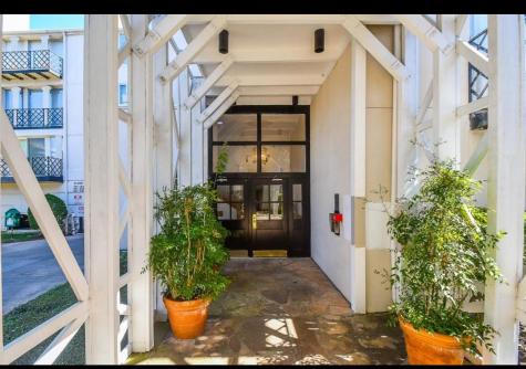 2333 Bering Drive 123 Houston TX 77057
