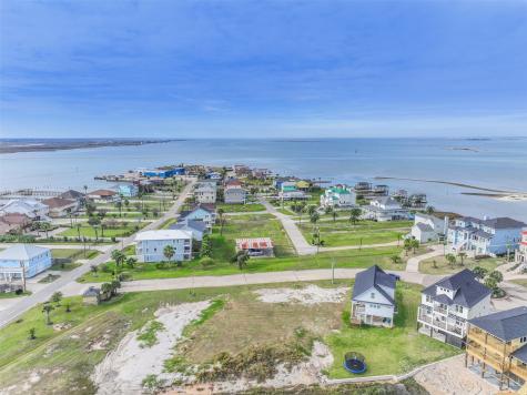 710 Vista Bella Galveston TX 77554