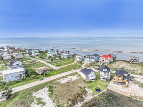 710 Vista Bella Galveston TX 77554