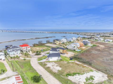 710 Vista Bella Galveston TX 77554