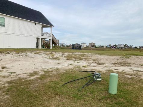 710 Vista Bella Galveston TX 77554