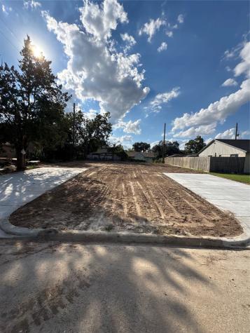 12311 Blue River Drive Houston TX 77050