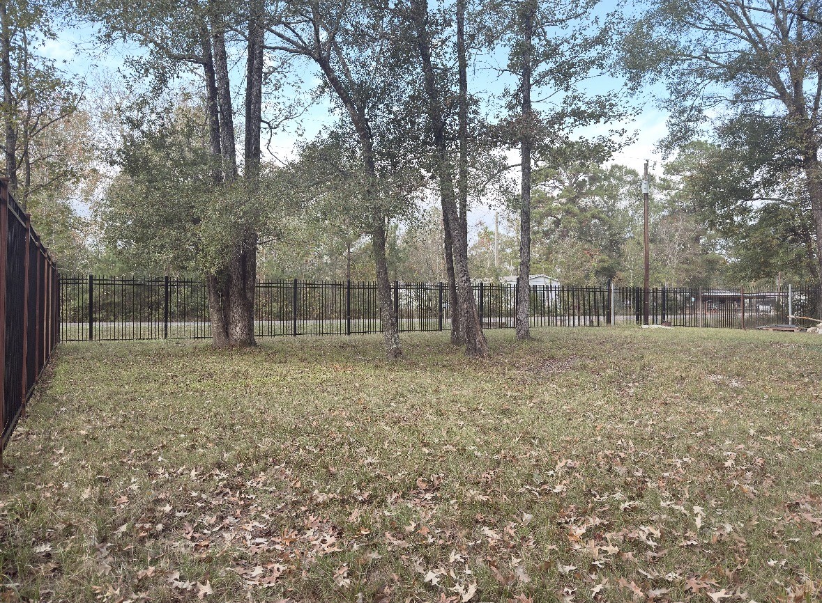 256 County Road 2146 Cleveland TX 77327