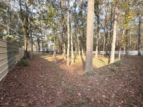 256 County Road 2146 Cleveland TX 77327
