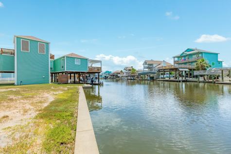 Lot 12 Jolly Roger Road Jamaica Beach TX 77554