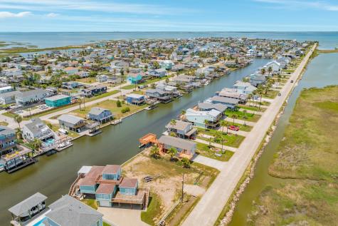 Lot 12 Jolly Roger Road Jamaica Beach TX 77554