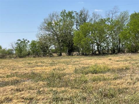69 Horseshoe Drive Gonzales TX 78629