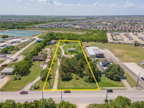 5707 S Fm 565 Road Baytown TX 77523