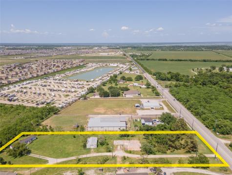 5707 S Fm 565 Road Baytown TX 77523