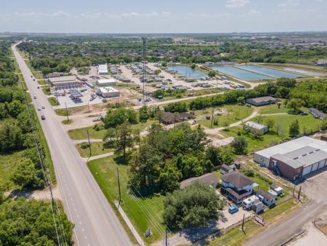 5707 S Fm 565 Road Baytown TX 77523