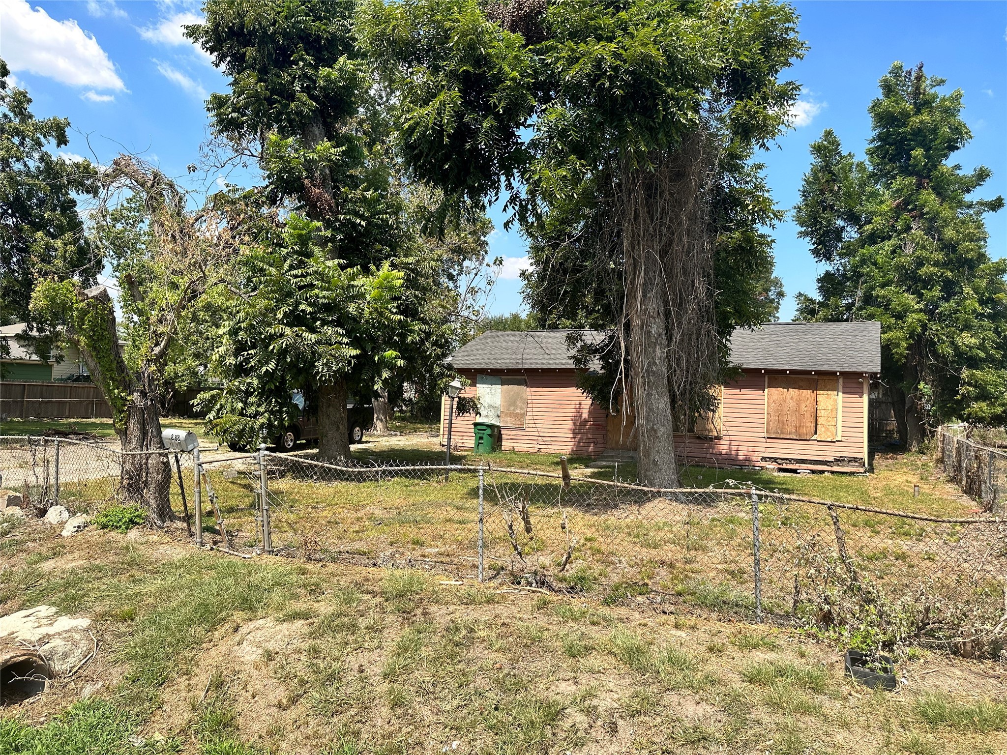888 Lucky Street Houston TX 77088
