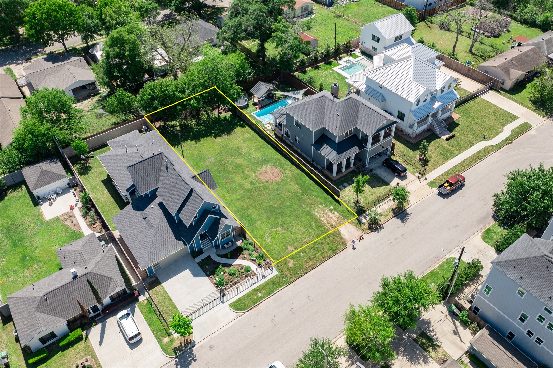 914 W 16th Street Houston TX 77008