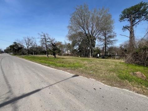 2695 Atlanta Street Beaumont TX 77701