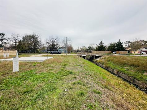 4406 Hollow Hook Road Houston TX 77041