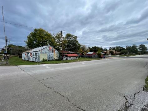 901 N Washington Avenue Livingston TX 77351