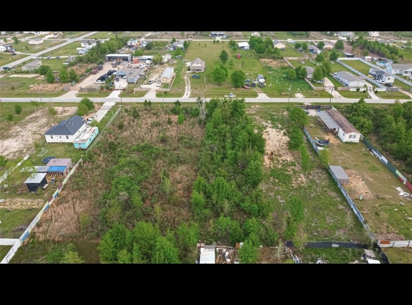 1836 Road 5832 Cleveland TX 77327