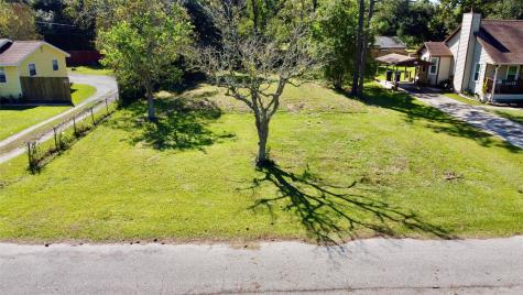 6519 Pinecrest Hitchcock TX 77563