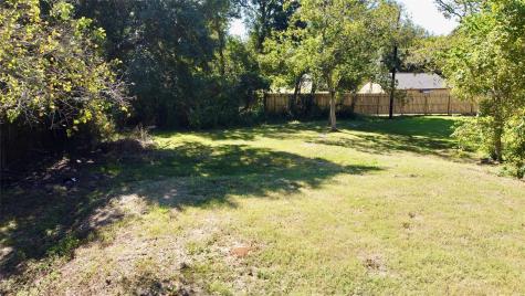 6519 Pinecrest Hitchcock TX 77563