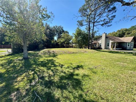 6519 Pinecrest Hitchcock TX 77563