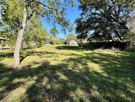 6519 Pinecrest Hitchcock TX 77563
