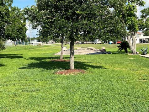 Lots 47-48 16th Street San Leon TX 77539