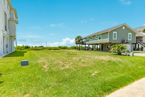 22416 Bay Vista Galveston TX 77554
