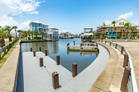 22416 Bay Vista Galveston TX 77554
