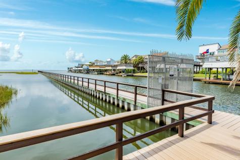 22416 Bay Vista Galveston TX 77554