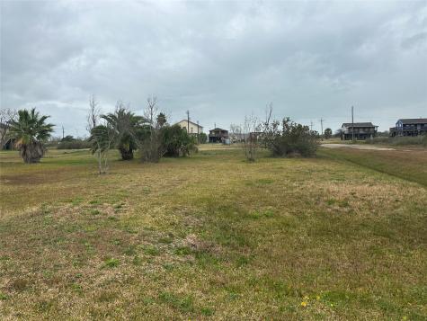 2023 Front Avenue Port Bolivar TX 77650