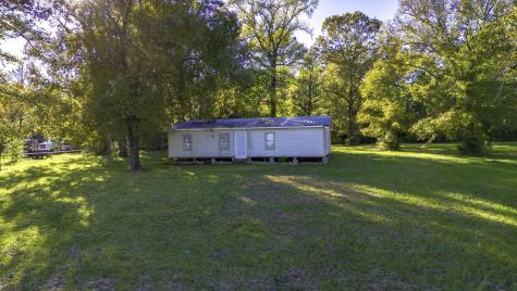 17325 Us Highway 59 N Moscow TX 75960