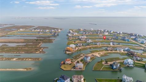 9 Ramrod Hitchcock TX 77563