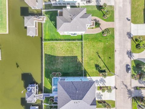 4119 Bluewing Teal Court Galveston TX 77554