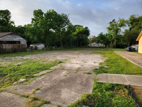 5322 Carmen Street Houston TX 77033