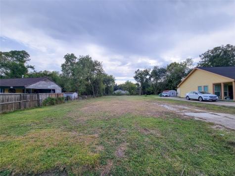 5322 Carmen Street Houston TX 77033