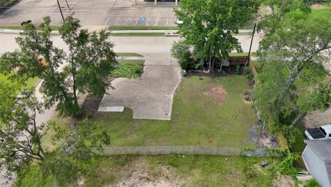 1620 Odd Fellow Street Conroe TX 77301