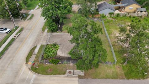 1620 Odd Fellow Street Conroe TX 77301