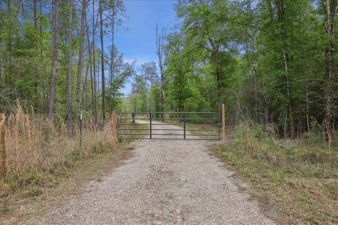 1793 County Road 3132 Buna TX 77612
