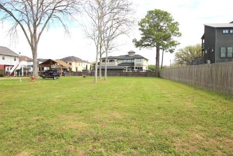 413 Lakeside Drive League City TX 77565