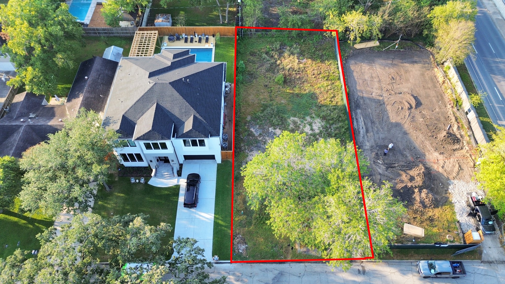 4627 Holt Street Bellaire TX 77401