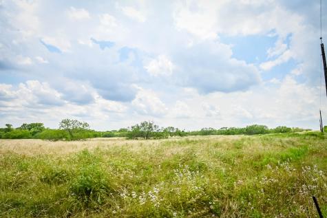 000 County Road 447 Waelder TX 78959