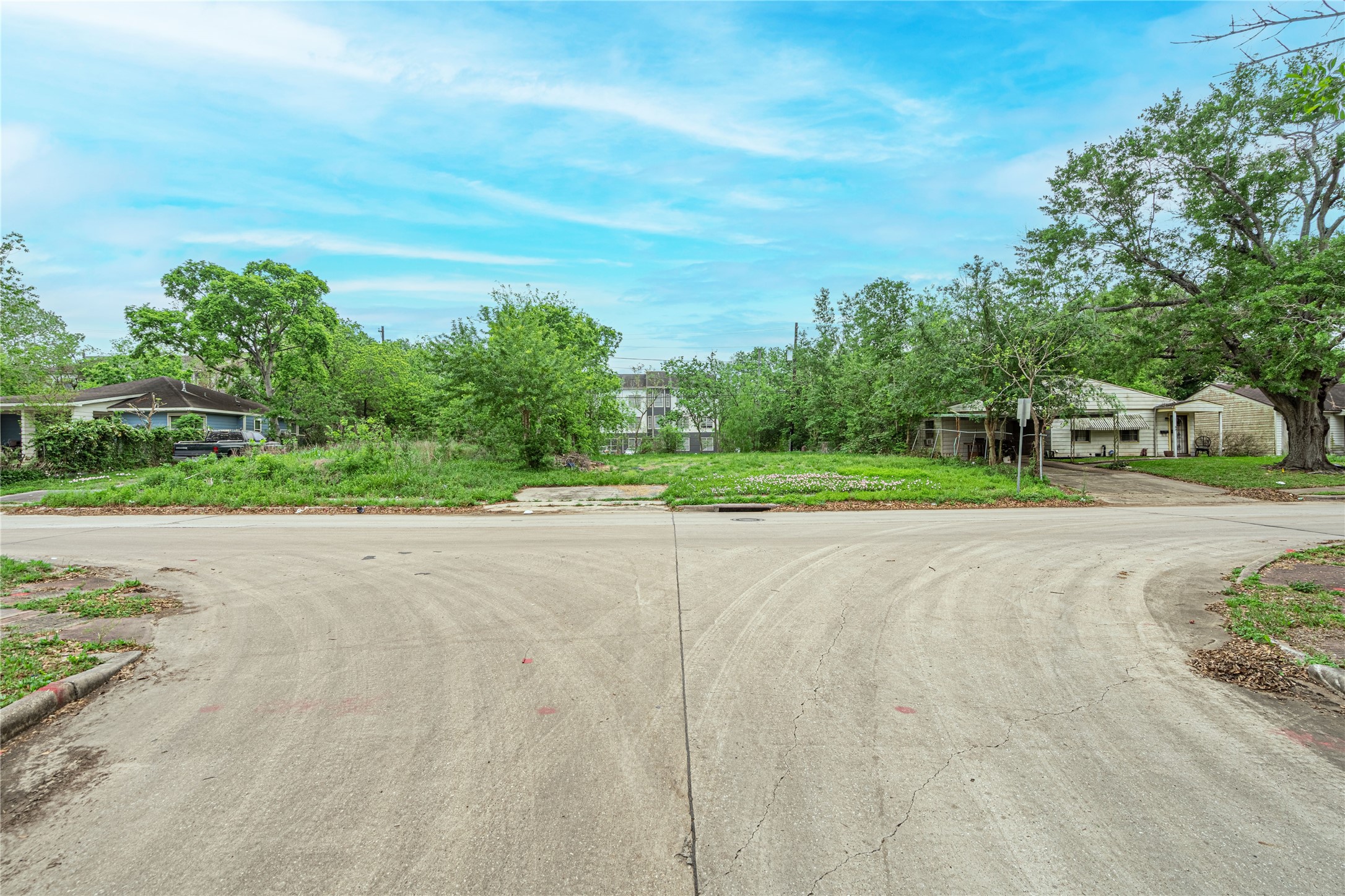 6031 Beekman Road Houston TX 77021