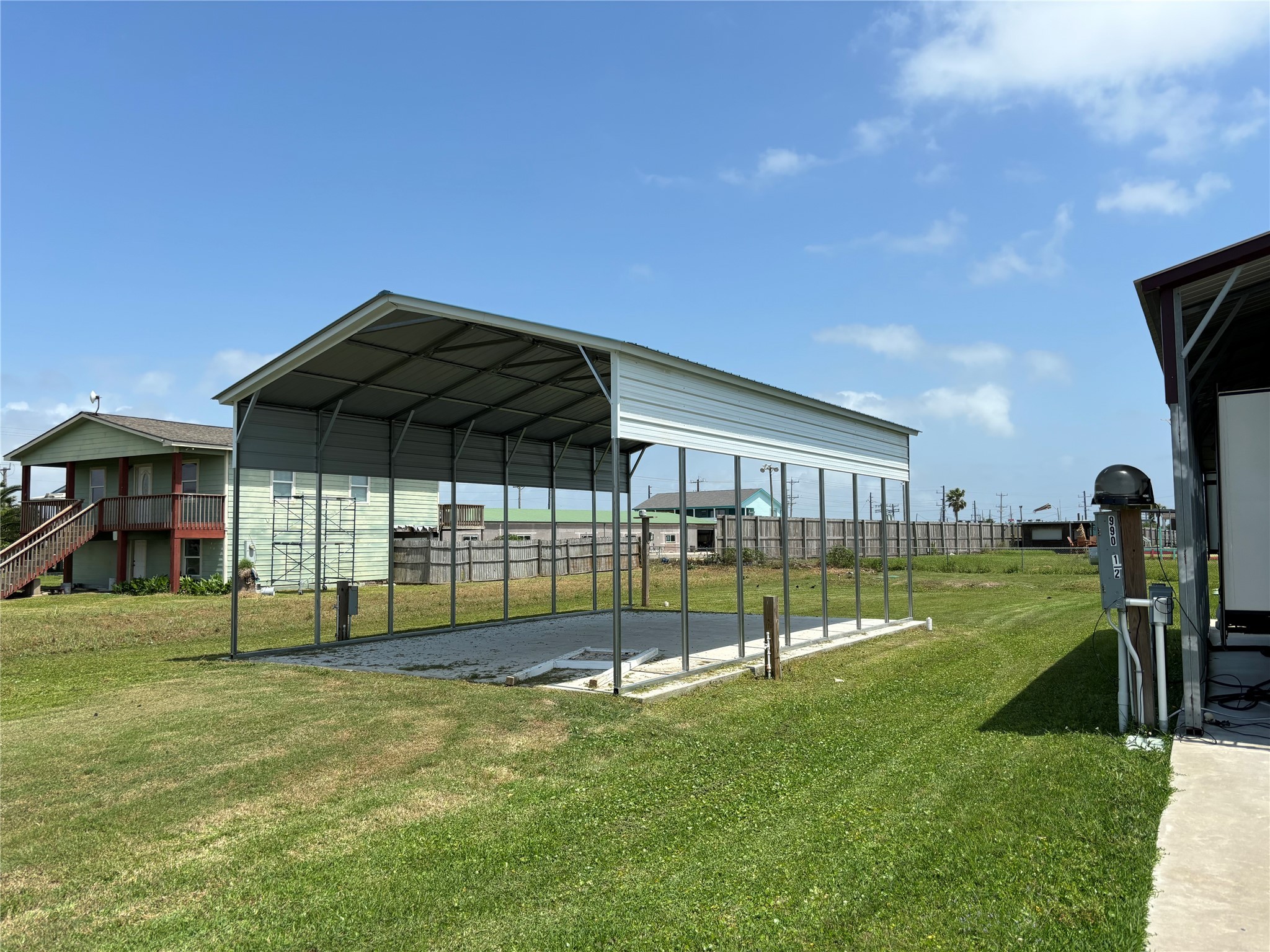 992 S Monkhouse Drive Crystal Beach TX 77650