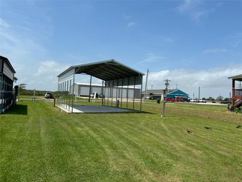 992 S Monkhouse Drive Crystal Beach TX 77650